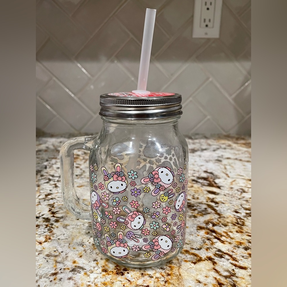 Hello Kitty Glass Mug + Straw